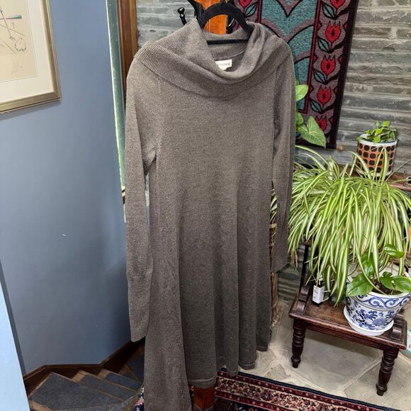 Artisan NY 100% Fine Merino Wool Dark Grey Cowl Neck Sweater Dress Size Small - Picture 4 of 10